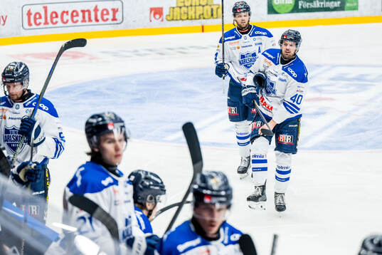 Karlskogas Kalle Jellvert deppar