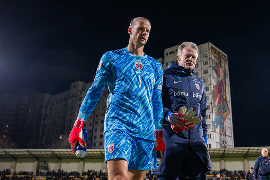 Goalkeeper Ørjan Håskjold Nyland and goalkeeper coach