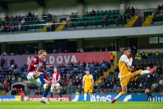 Andreas Schjelderup of Norway and Mihail Caimacov of Moldova