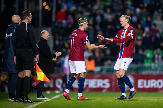 Erik Botheim of Norway is substituted with teammate Erling