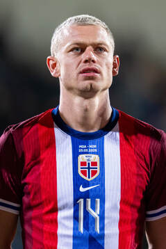 Julian Ryerson of Norway line up
