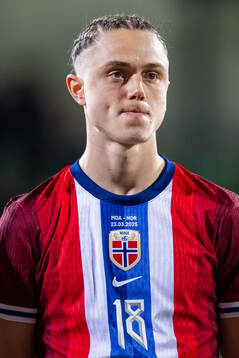 Thelo Aasgaard of Norway line up