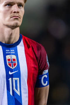 Martin Ødegaard of Norway line up