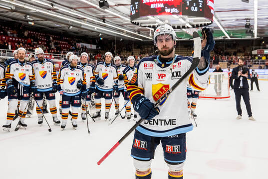 Bläddra bland fler bilder av Ishockey, Hockeyallsvenskan, Kvartsfinal 4, Mora - Djurgården