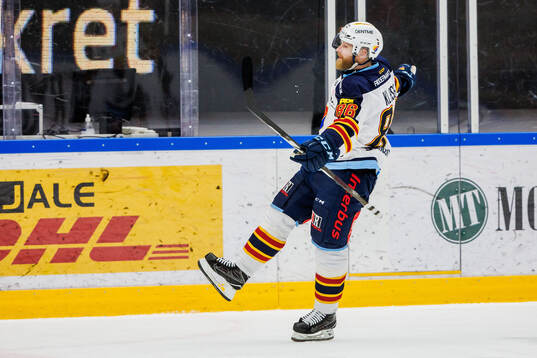 Djurgårdens Linus Klasen jublar