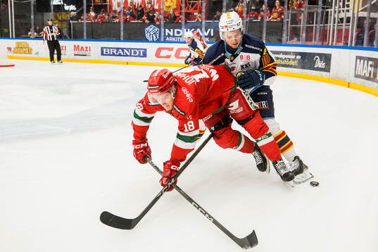Moras Martin Johnsen och Djurgårdens Jakob Ragnarsson