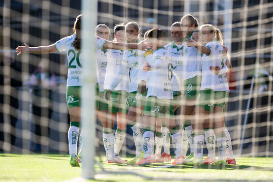 Hammarbys Ellen Wangerheim jublar