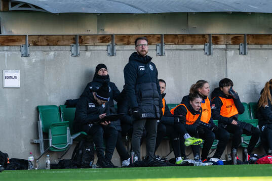 Växjö DFFs huvudtränare Olof Unogård