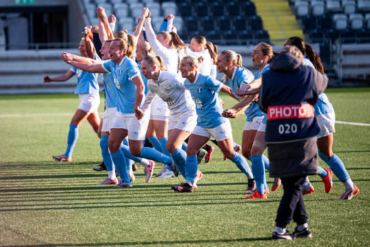 Malmö FFs spelare jublar