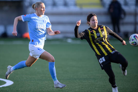 Malmös Beatrice Persson och Häckens Hikaru Kitagawa
