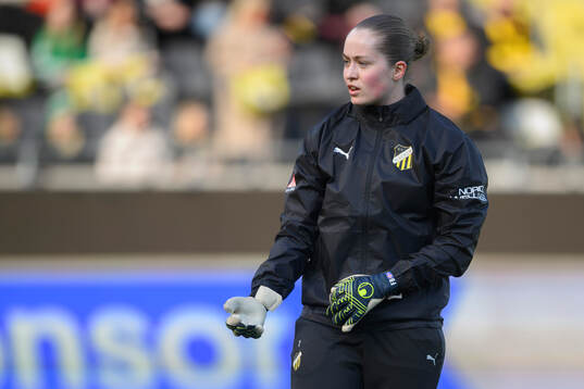 Häckens målvakt Fanney Birkisdottir