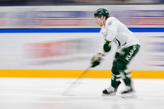 Färjestads Oskar Steen