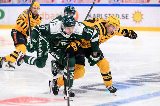 Färjestads Viktor Lodin och Skellefteås Pär Lindholm