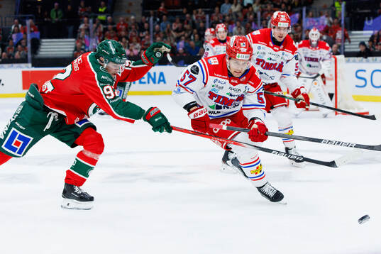 Frölundas Filip Cederqvist och Timrås Anton Wedin