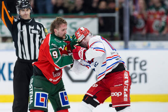 Frölundas Linus Weissbach och Timrås Linus Eriksson