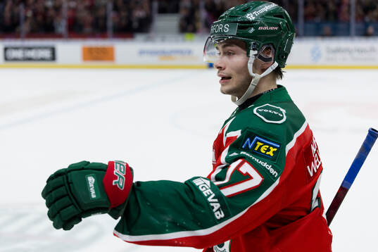 Frölundas Isac Born jublar