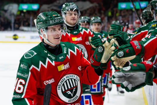 Frölundas Dominik Egli jublar