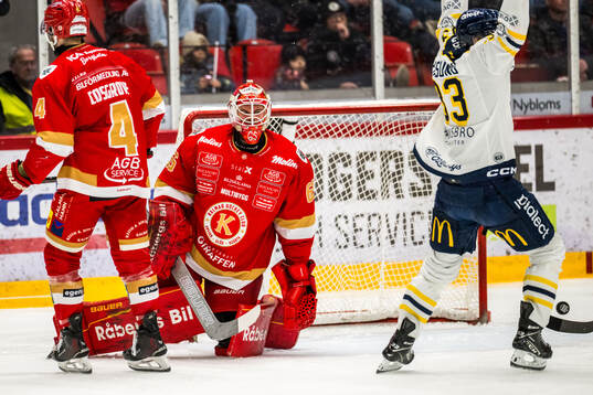 Kalmars målvakt Jacob Crespin deppar