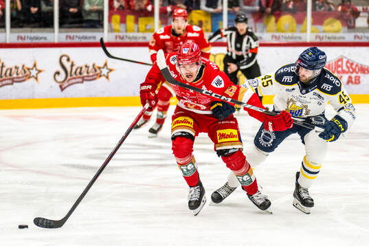 Kalmars Carl-Johan Lerby och Södertäljes Sebastian Dyk