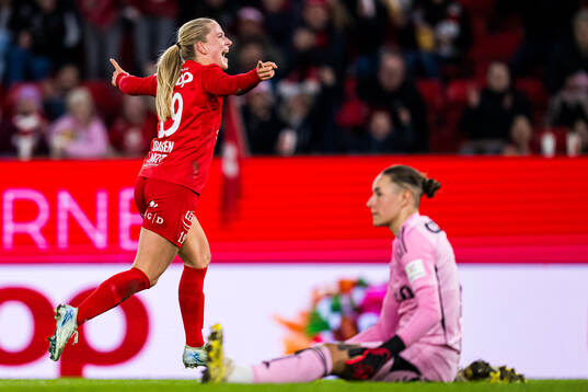 Monica Nedgård Isaksen of Brann celebrates