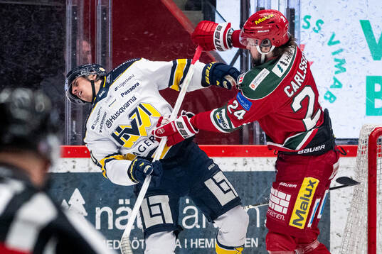 HV71s Andre Petersson och Modos Måns Carlsson