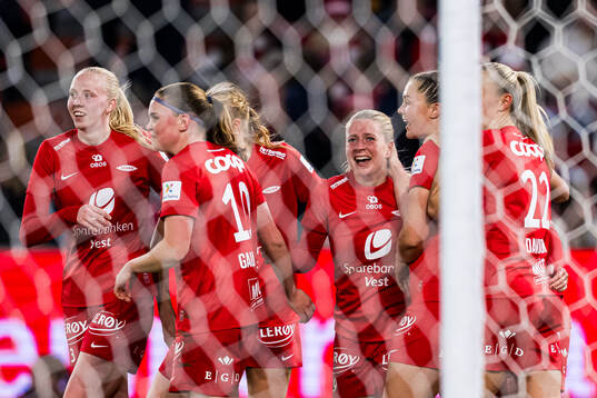Monica Nedgård Isaksen of Brann celebrates