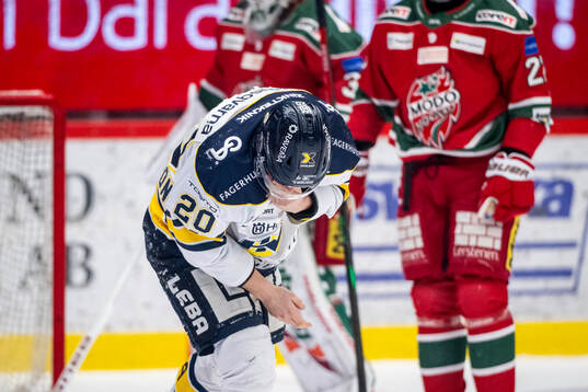 HV71s Andre Petersson har ont