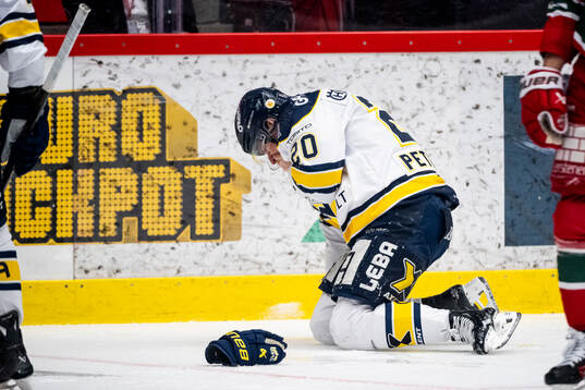 HV71s Andre Petersson har ont