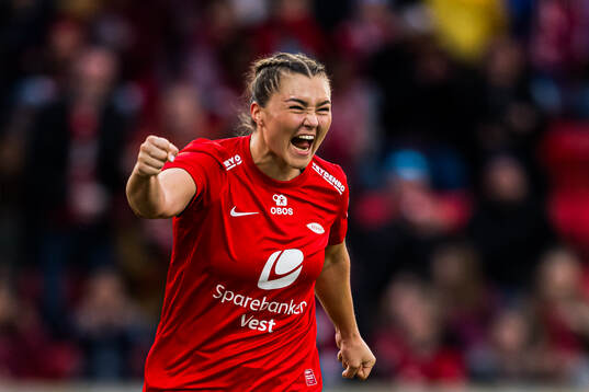 Anna Nerland Aahjem of Brann celebrates