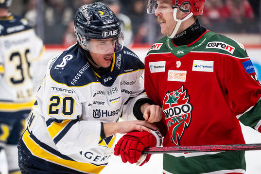 HV71s Andre Petersson har ont