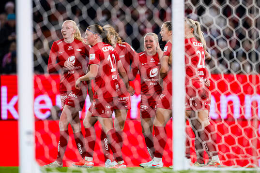 Monica Nedgård Isaksen of Brann celebrates