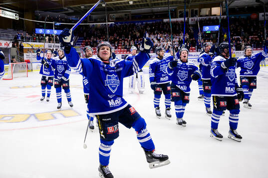 Karlskogas Hampus Plato jublar