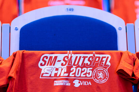 Sittplatser med T-shirts