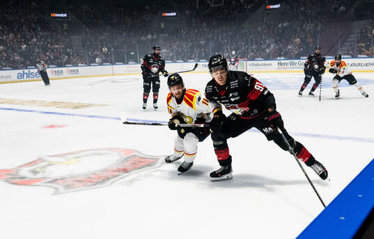 Brynäs Jordan Schroeder och Malmö Redhawks Axel Sundberg