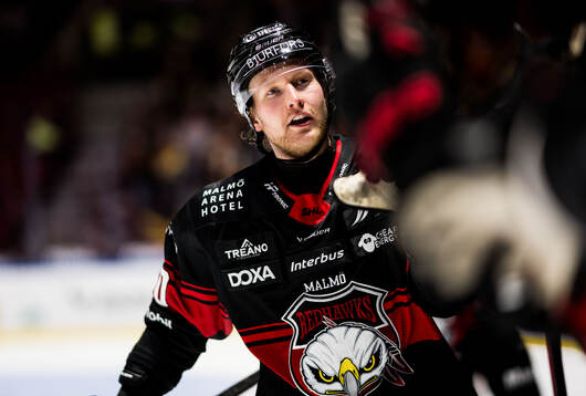 Malmö Redhawks Thomas Berg Paulsen jublar