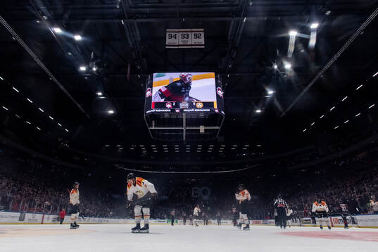 Brynäs Oskar Lindblom deppar