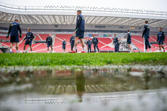 Alexander Sørloth and players of the Norwegian national