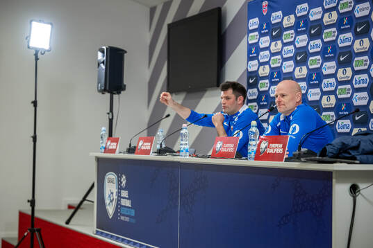 Press officer Morten Morisbak Skjønsberg and head coach