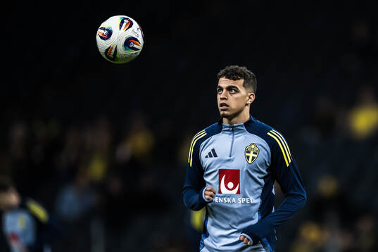 Yasin Ayari of Sweden