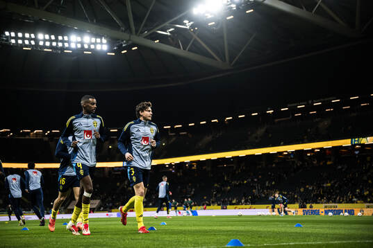 Alexander Isak and Victor Nilsson Lindelöf of Sweden
