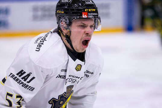 AIKs Albert Sjöberg har ont