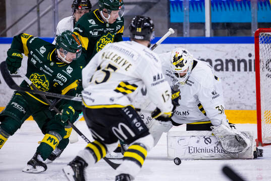 AIKs målvakt Victor Brattström