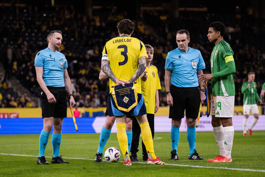 Victor Nilsson Lindelöf of Sweden and Shea Charles of