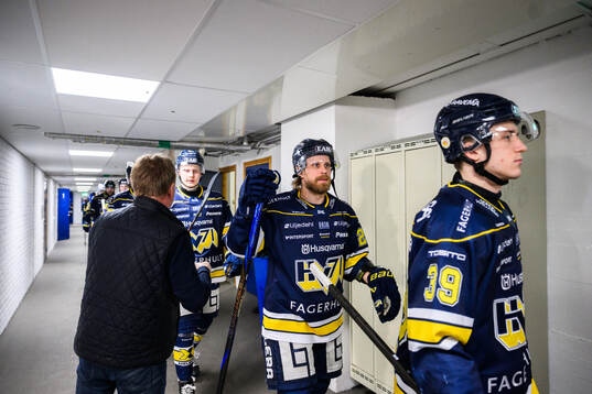 HV71s Mattias Tedenby  match sex i kvalet till SHL mellan