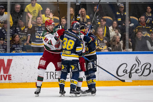 Modos Sam Vigneault och HV71s Olle Alsing
