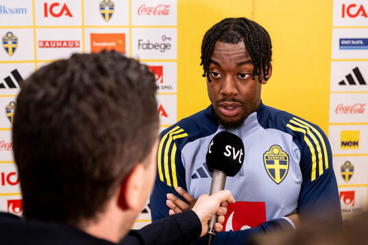 Anthony Elanga of Sweden
