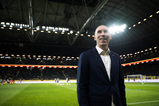 Simon Åström president of the Swedish Football Association