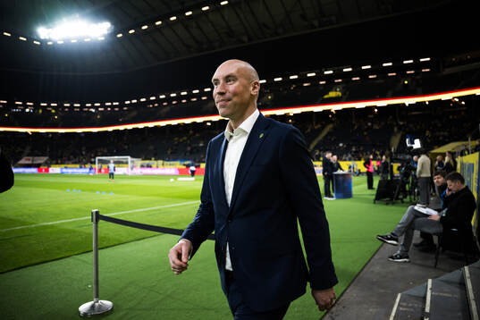 Simon Åström president of the Swedish Football Association