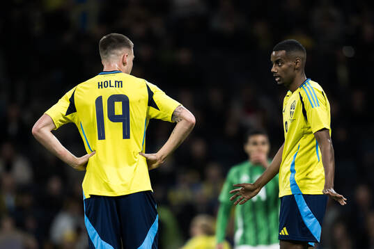 Emil Holm and Alexander Isak of Sweden