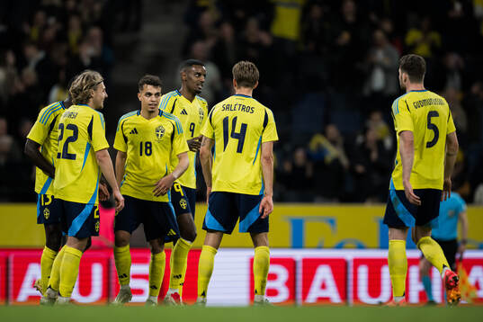 Sebastian Nanasi, Yasin Ayari, Alexander Isak, and Anton